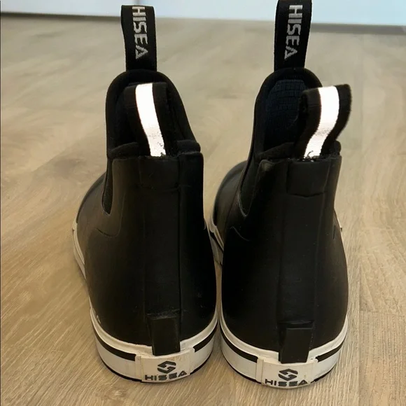 HISEA Black Slip-On Rain Fishing Boots - Picture 3 of 5